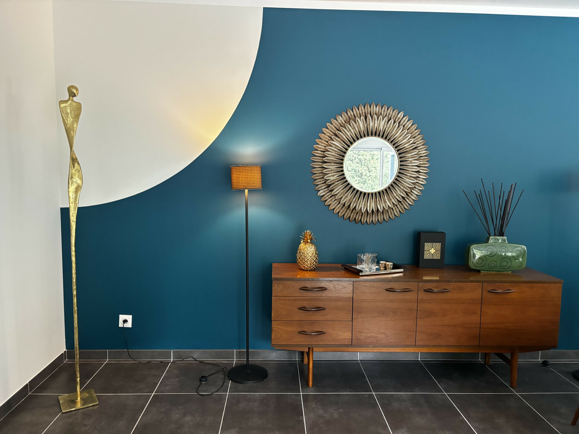 « Marguerite » – Sculpture de femme en bronze